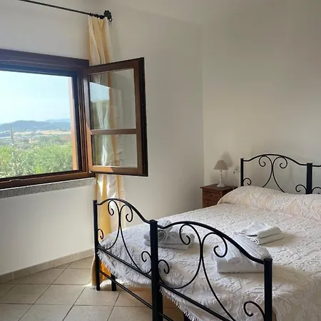 Azienda Agrituristica Contras 度假居 *