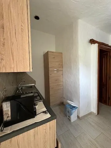 Azienda Agrituristica Contras 度假居 奧爾比亞