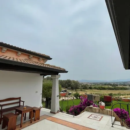 Azienda Agrituristica Contras * Ольбия