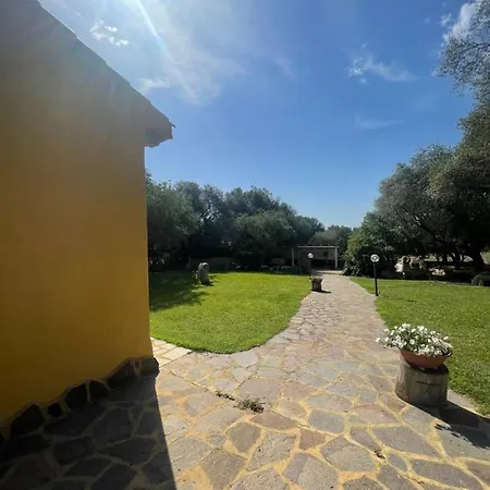 Vakantiehuis Azienda Agrituristica Contras *