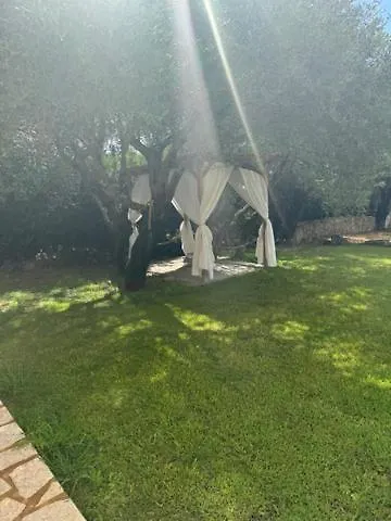 Azienda Agrituristica Contras 別荘 オルビア