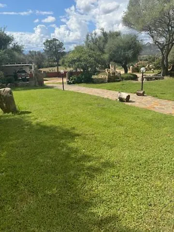 Semesterbostad Azienda Agrituristica Contras Olbia