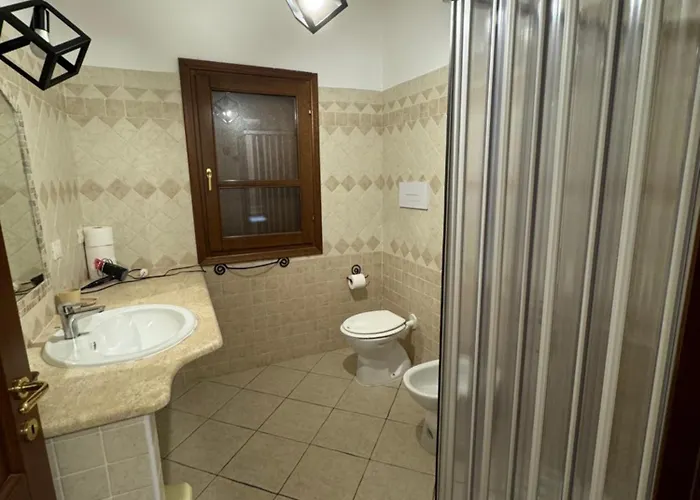 Azienda Agrituristica Contras * オルビア